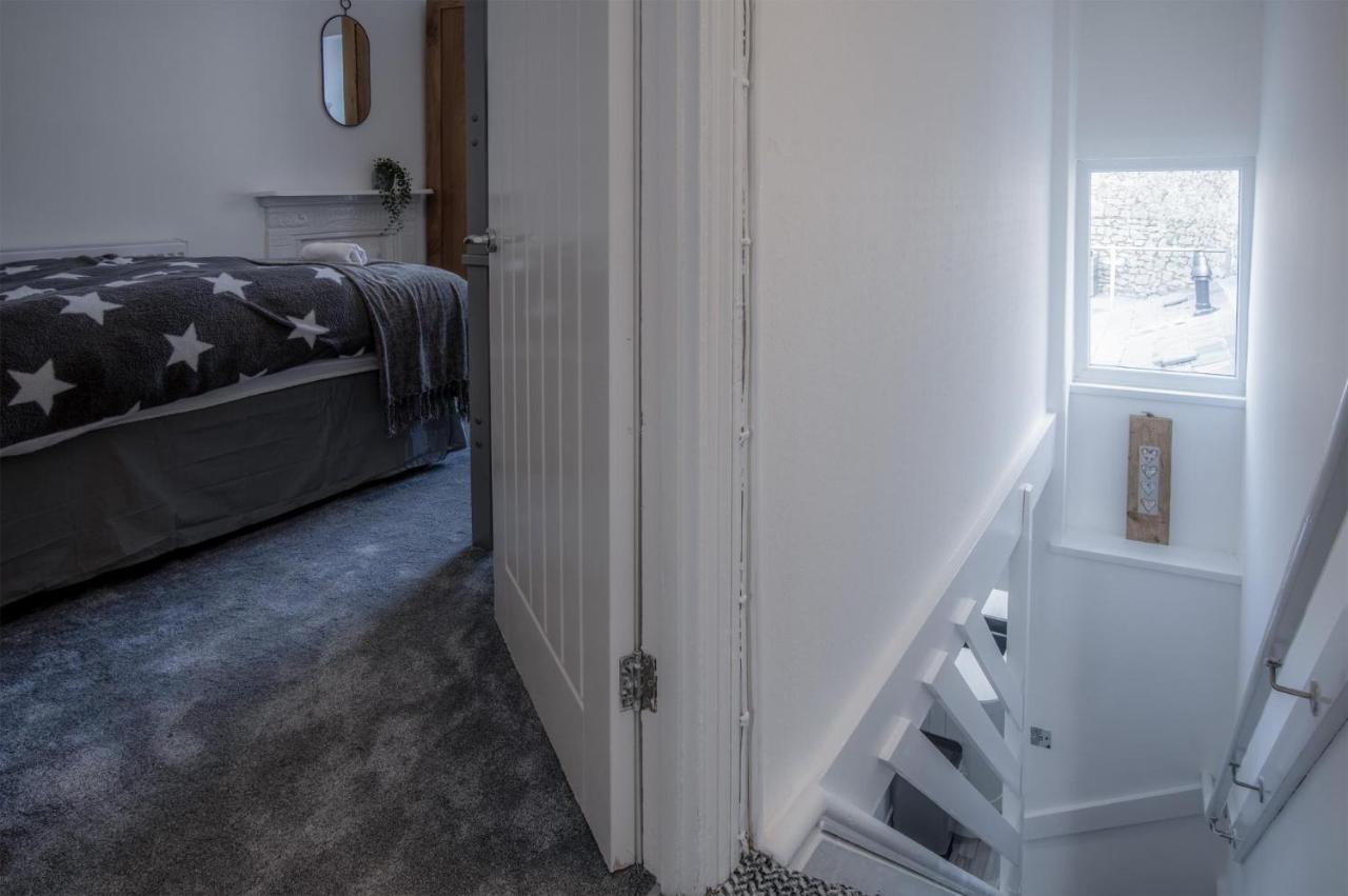 Hawtree Cottage - 2 Bedroom Cottage - Tenby Exterior photo